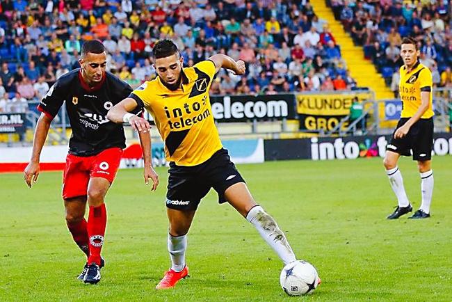 员赛后的激 员赛后的激