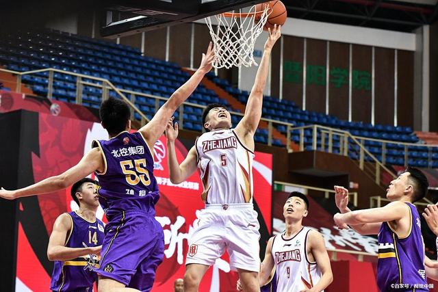 还不断拉开 还不断拉开