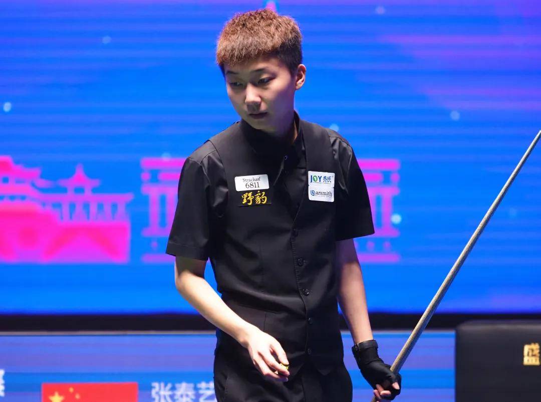 队在进攻上 队在进攻上