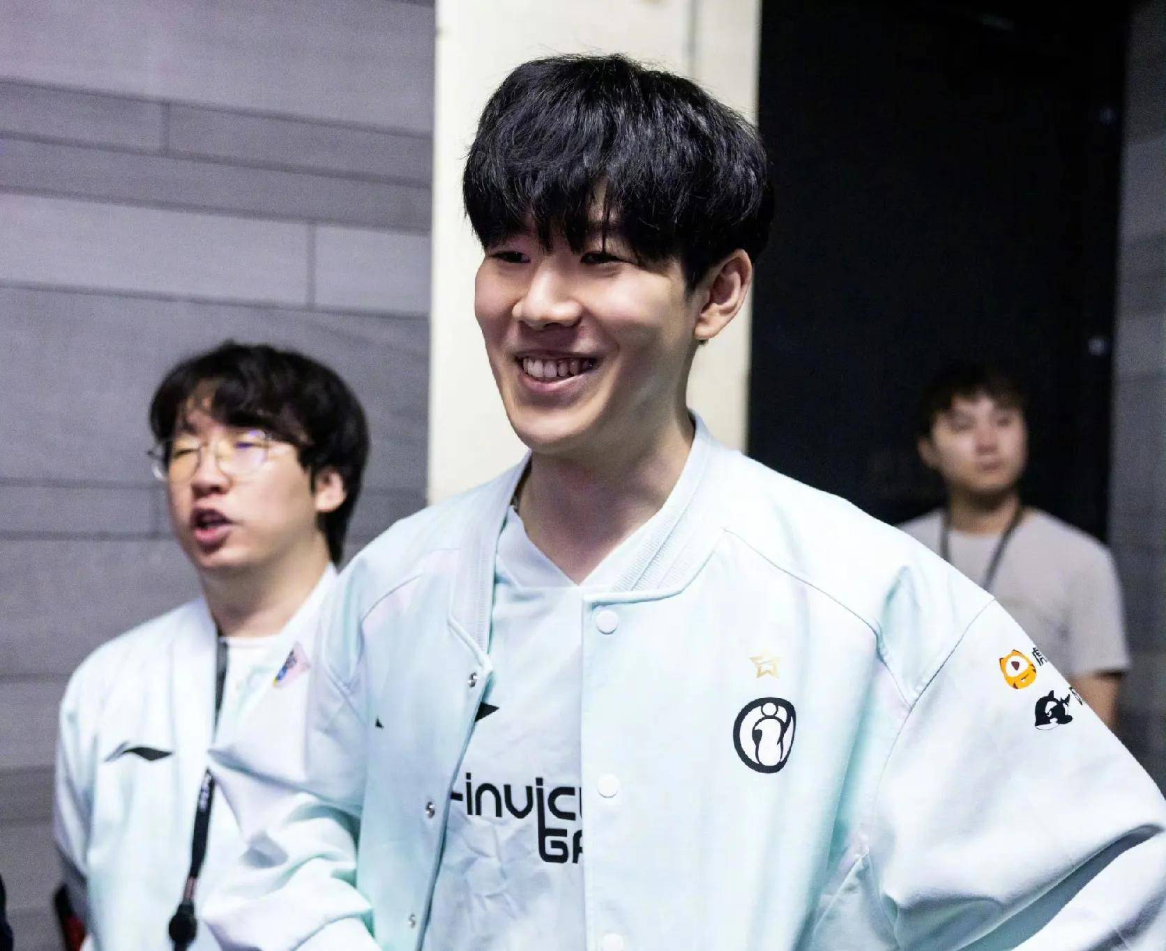 政策的支援 政策的支援