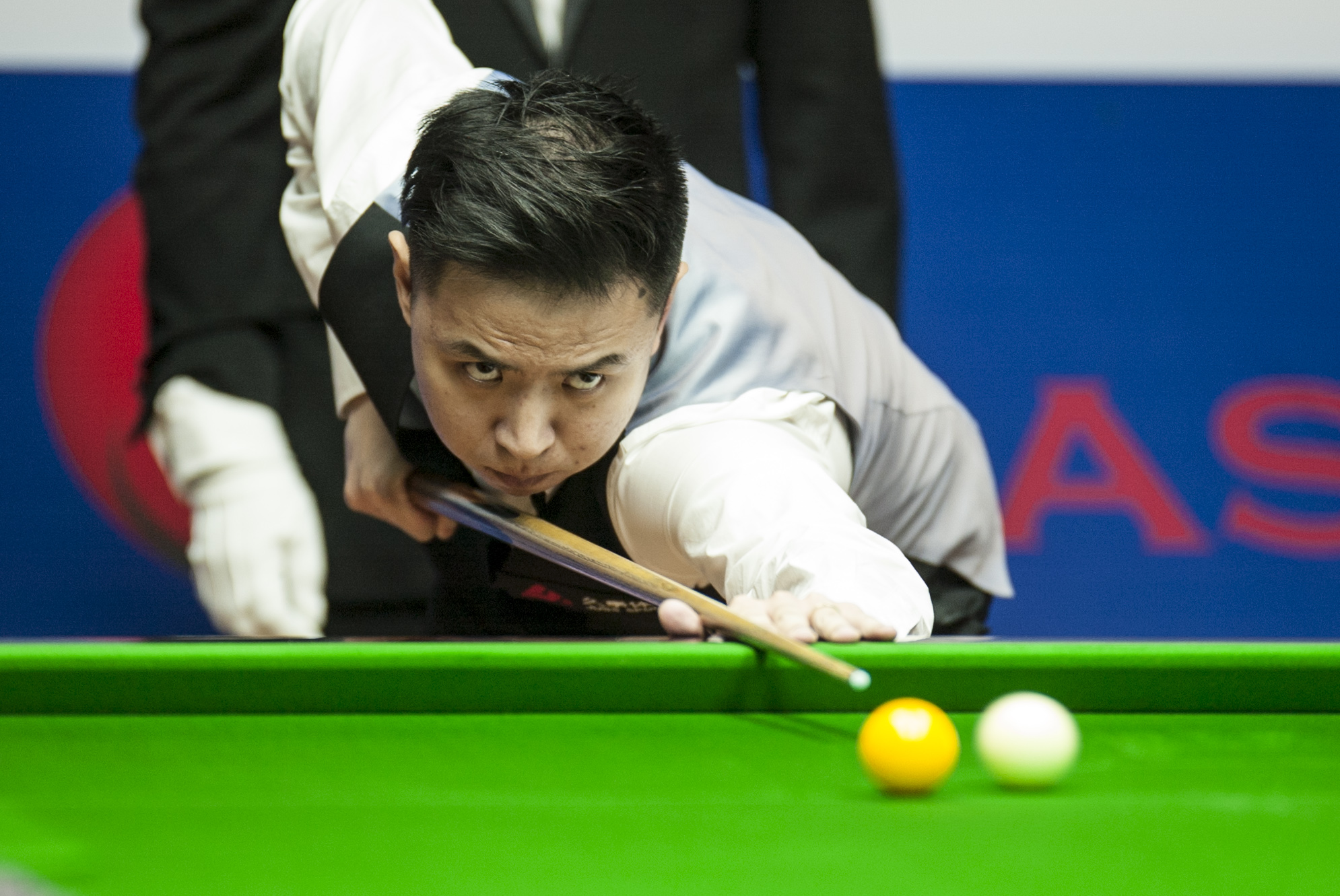 个年龄段的 个年龄段的