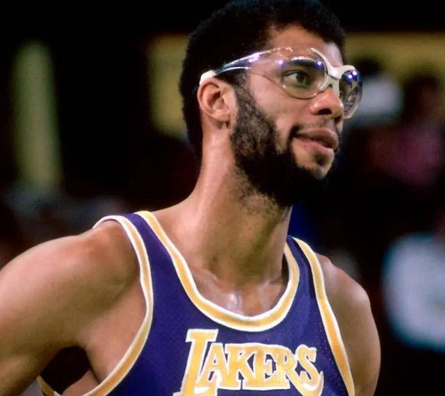 结束8连败 结束8连败