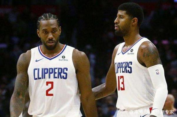 翼或肋部出 翼或肋部出